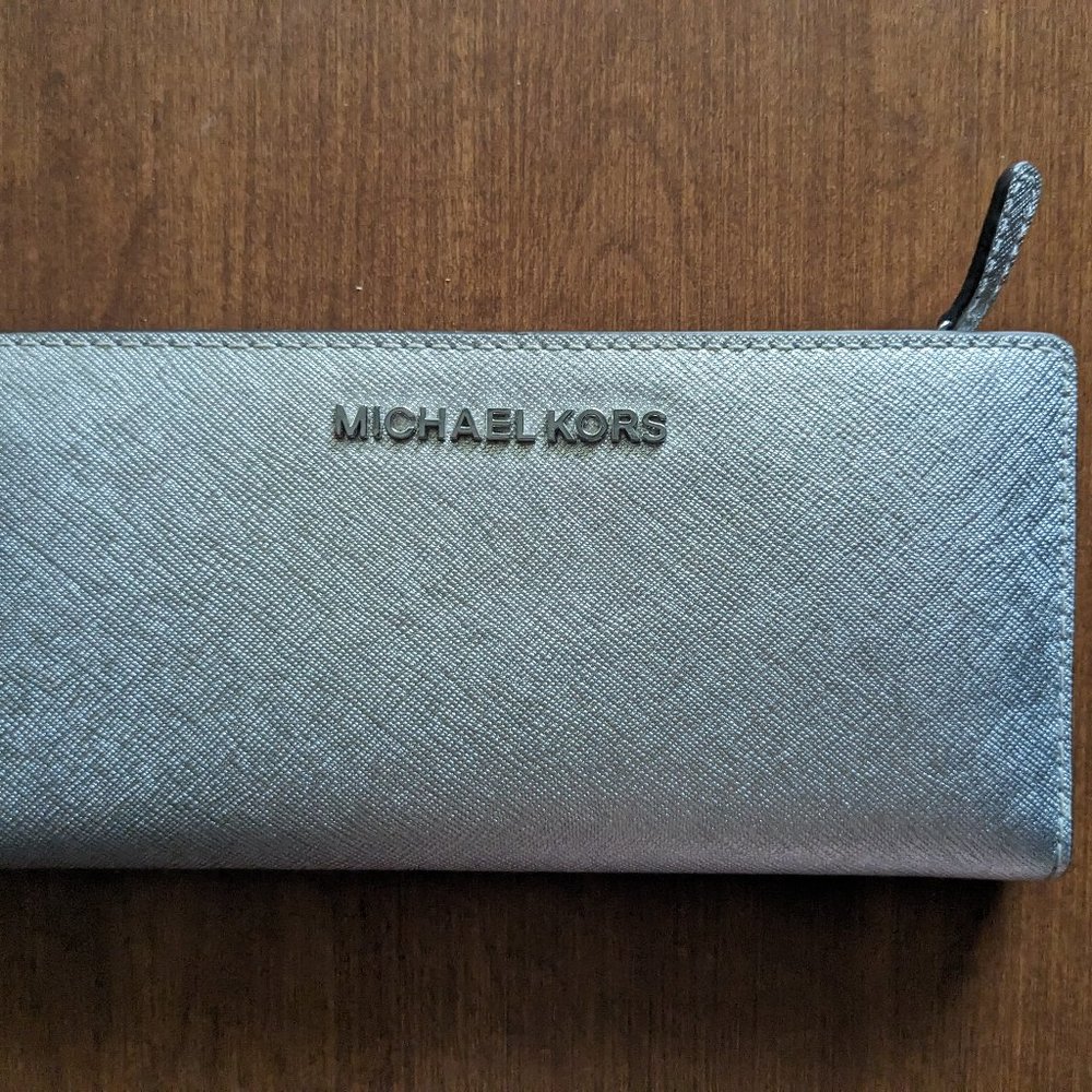 MK wallet